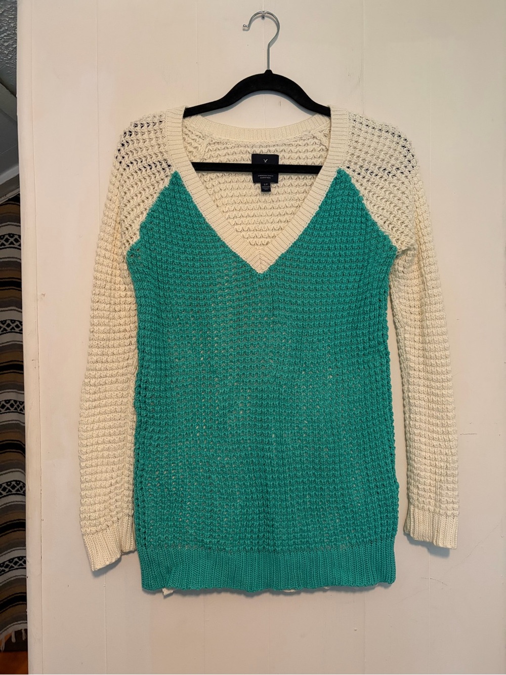 American Eagle colorblock jegging sweater